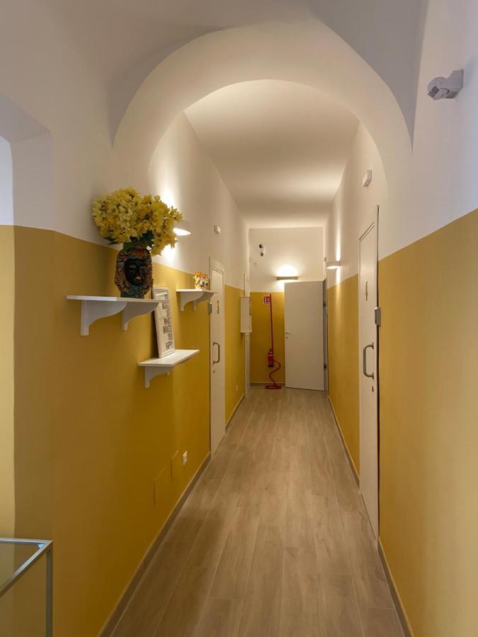 Hotel Relais Vaticano - Metro Station Ottaviano Rom
